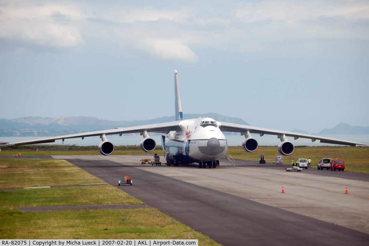 RA-82075, 1994 Antonov An-124-100 Ruslan C/N 9773053459147, A very rare visitor in Auckland!