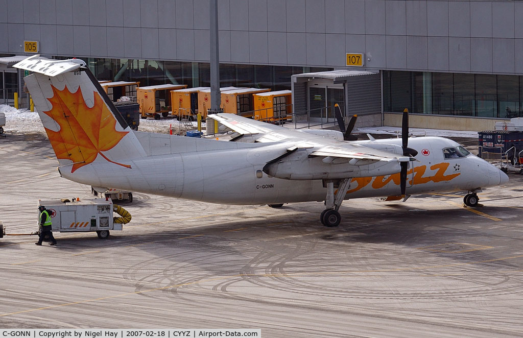 C-GONN, 1988 De Havilland Canada DHC-8-102 Dash 8 C/N 101, At the gate