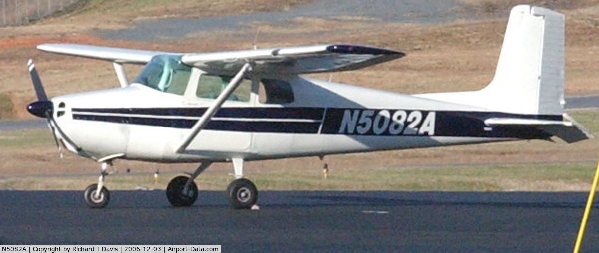 N5082A, 1955 Cessna 172 C/N 28082, 1955 Cessna 172  at the airport in  Asheboro N.C.