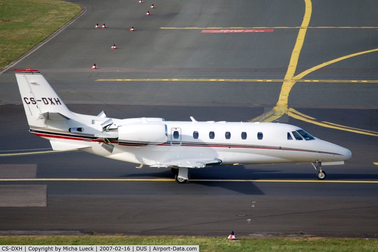 CS-DXH, 2006 Cessna Citation XLS C/N 560-5615, Thrust reversers deployed during taxiing - must have been a pre-flight check