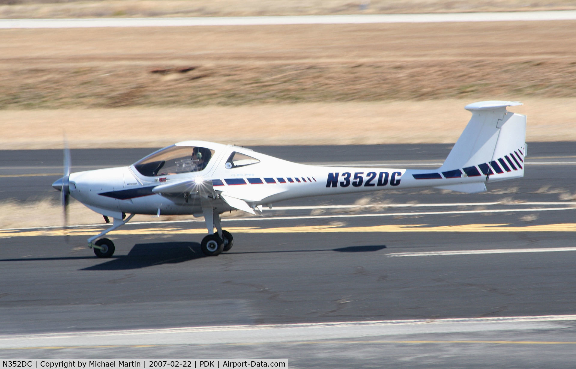 N352DC, 2005 Diamond DA-20C-1 Eclipse C/N C0352, Landing Runway 34