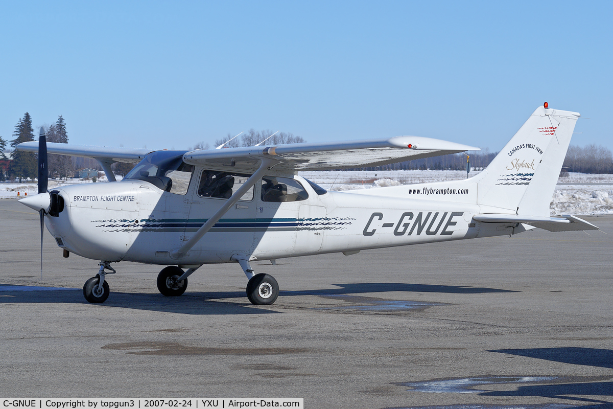 C-GNUE, 1997 Cessna 172R C/N 17280025, Parked at Ramp III