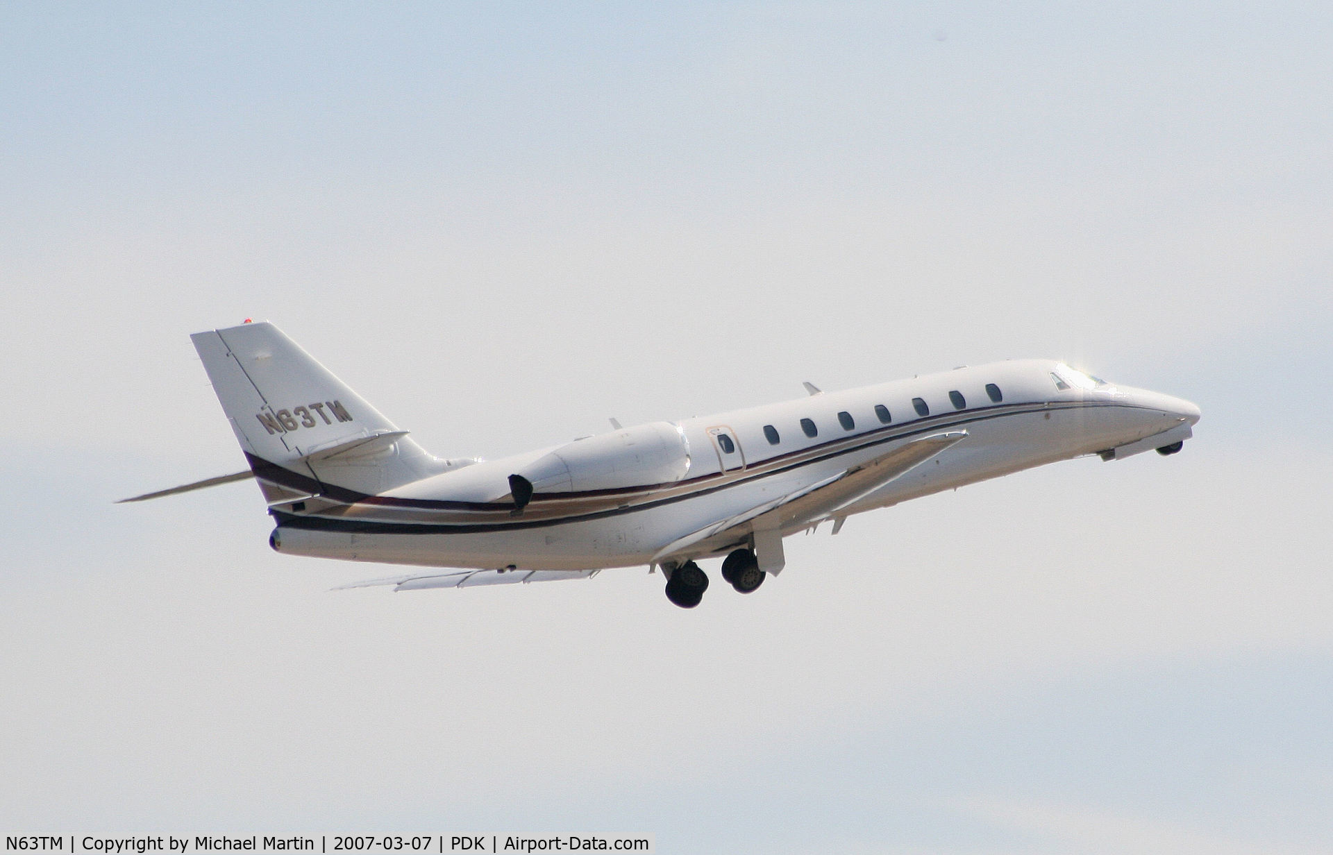 N63TM, 2005 Cessna 680 Citation Sovereign C/N 680-0019, Departing PDK enroute to CDC