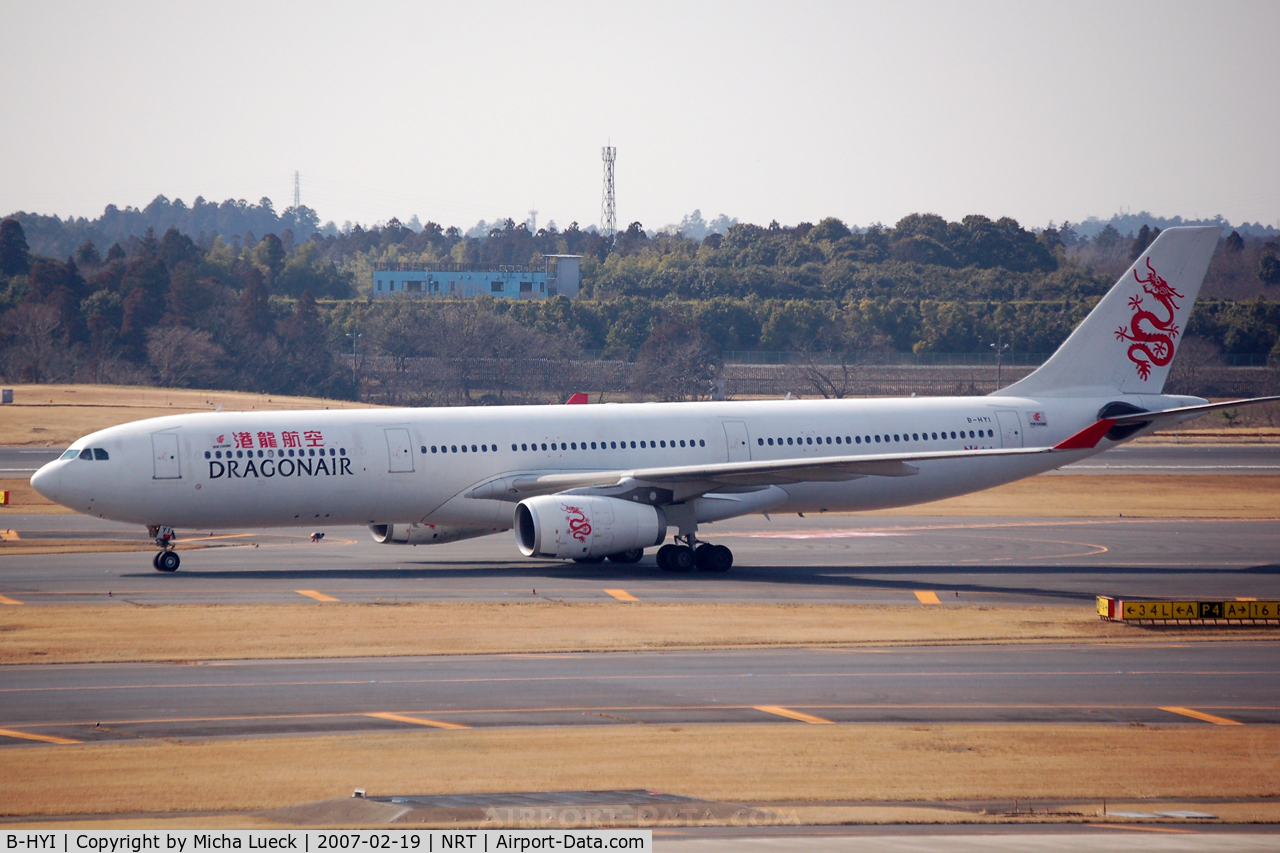 B-HYI, 2002 Airbus A330-343 C/N 479, Just touched down, thrust reversers deployed