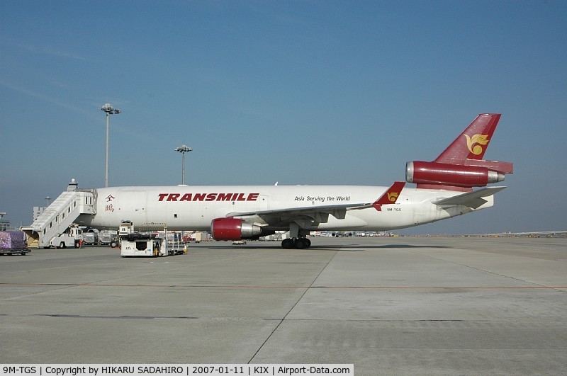 9M-TGS, 1992 McDonnell Douglas MD-11F C/N 48486, Staying Cargo area