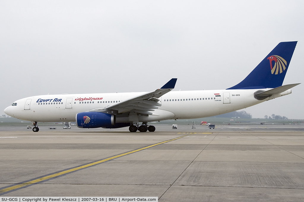 SU-GCG, Airbus A330-243 C/N 666,  Taxiing to runway