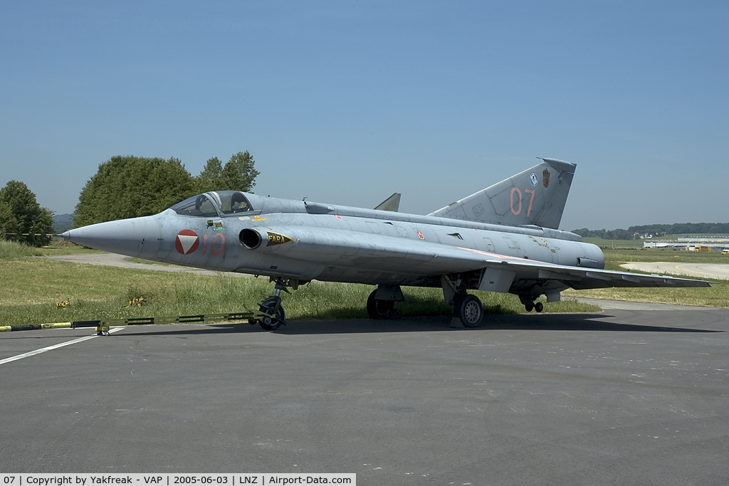 07, Saab J-35Oe MkII Draken C/N 35-1407, Austrian Air Force Saab Draken