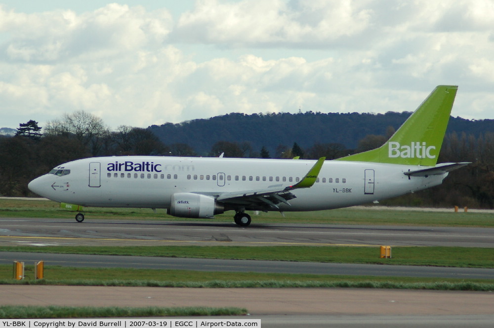 YL-BBK, 1998 Boeing 737-33V C/N 29332, Air Baltic - Landing