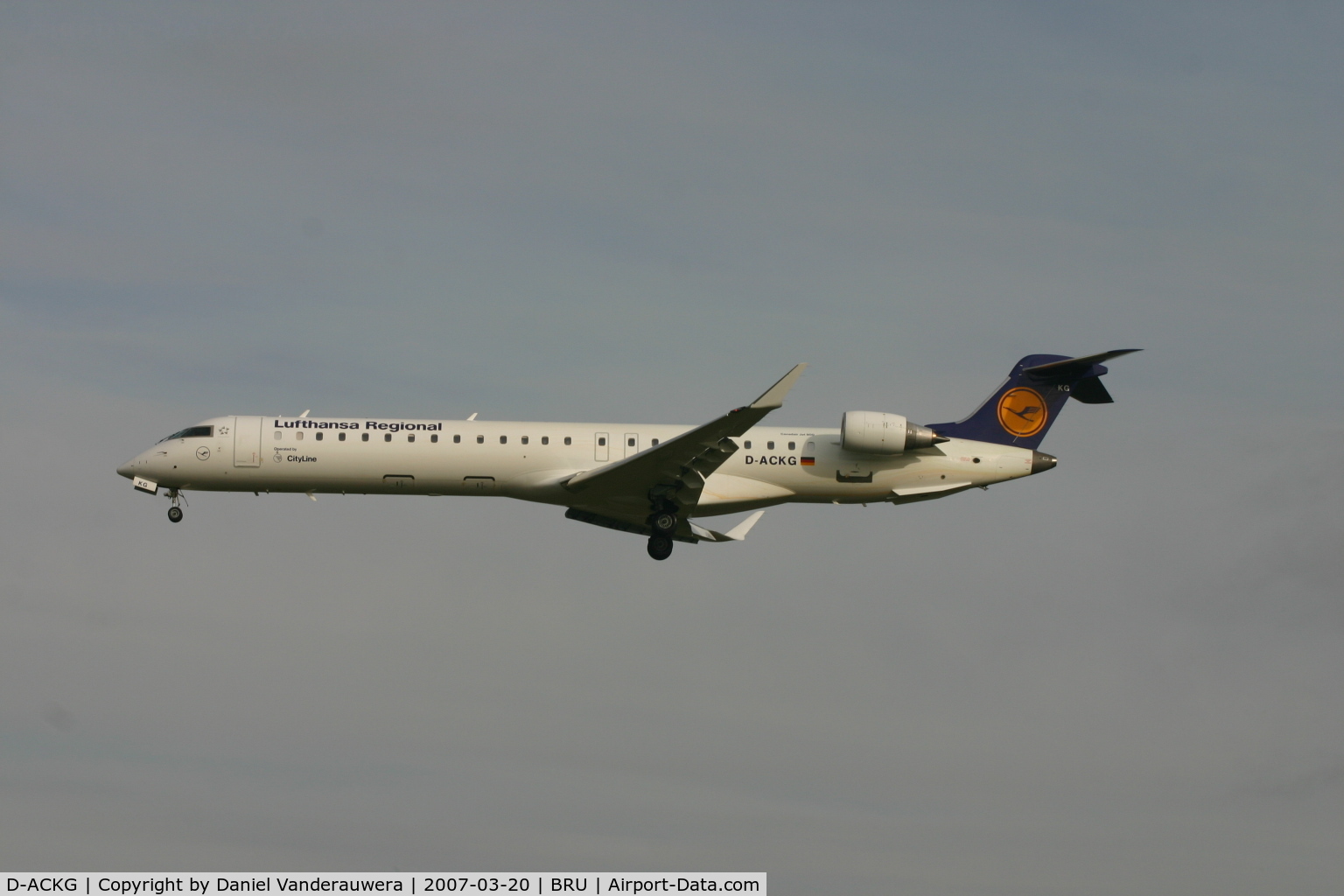 D-ACKG, 2006 Bombardier CRJ-900LR (CL-600-2D24) C/N 15084, descending to rwy 25L