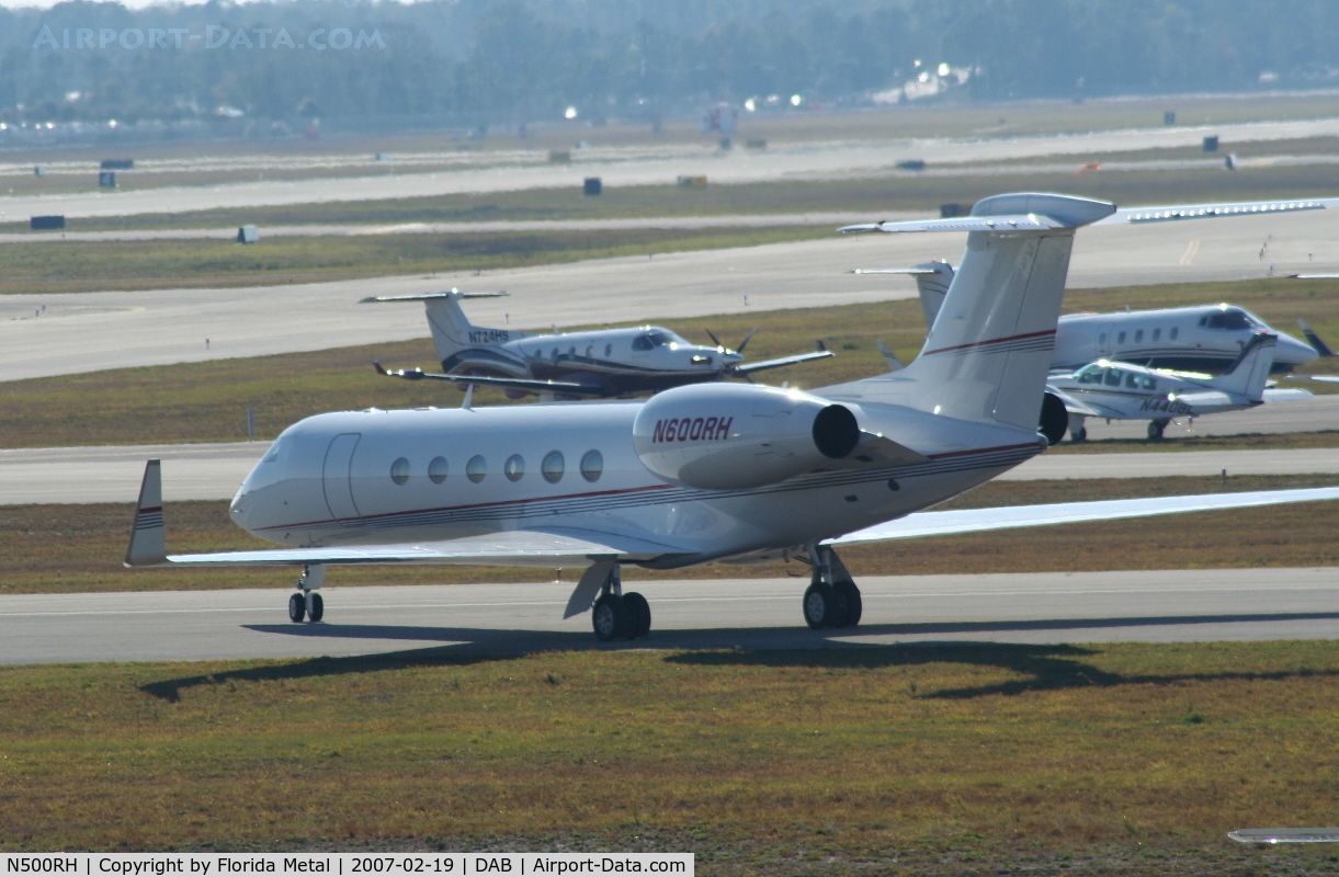 N500RH, Gulfstream Aerospace G-V C/N 558, Hendrick G-V (formerly N600RH)