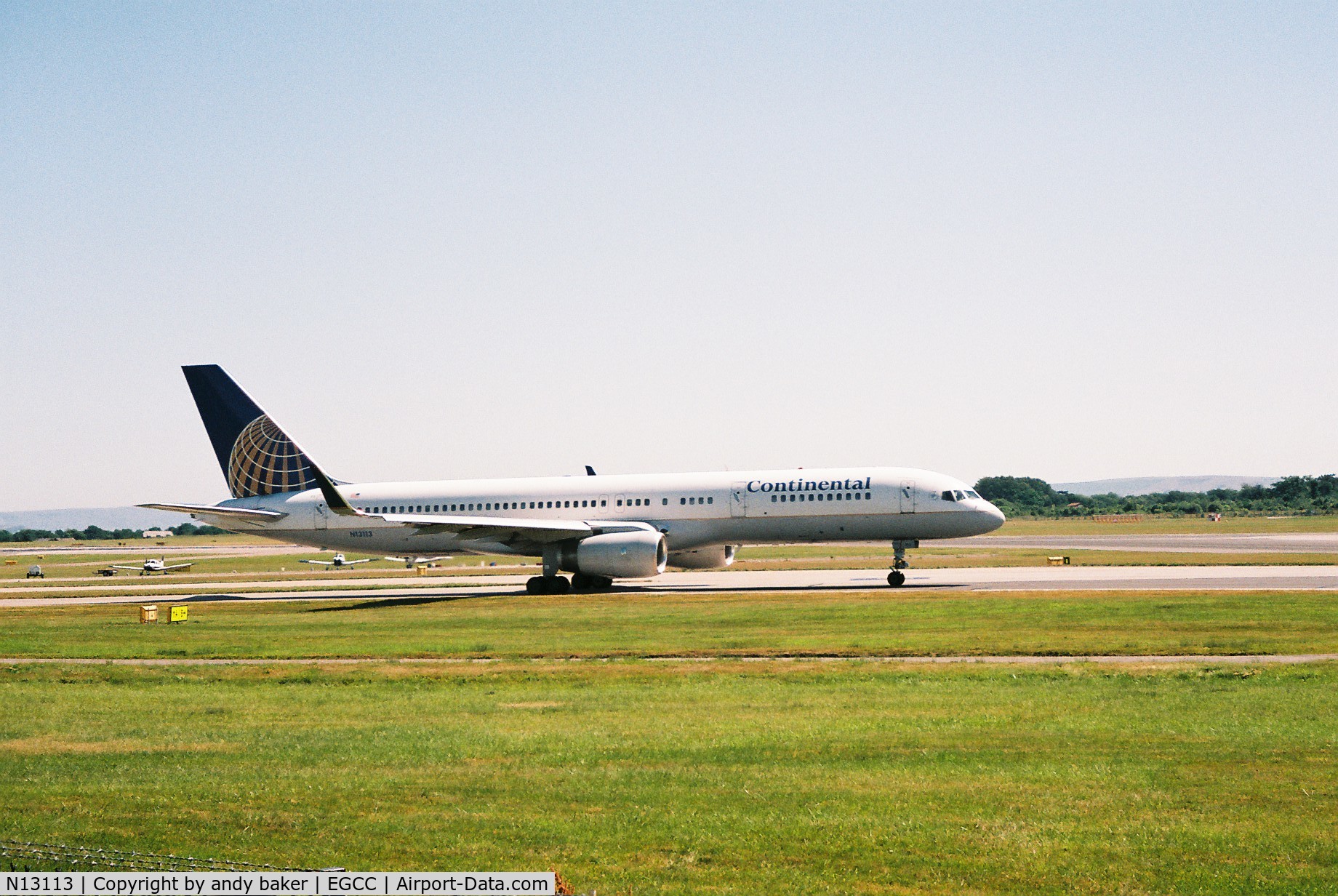 N13113, 1995 Boeing 757-224 C/N 27555, coa B757 taxing out for takeoff shot taken from AVP.