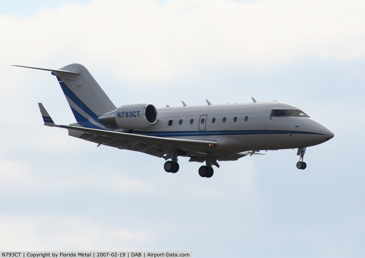 N793CT, 2006 Bombardier Challenger 604 C/N 5643, CL-604