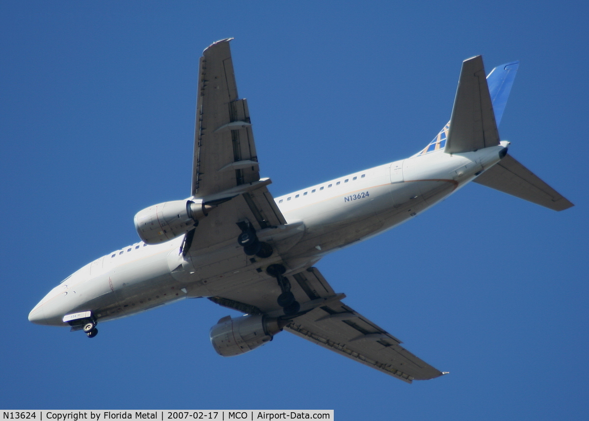 N13624, 1995 Boeing 737-524 C/N 27528, Continental