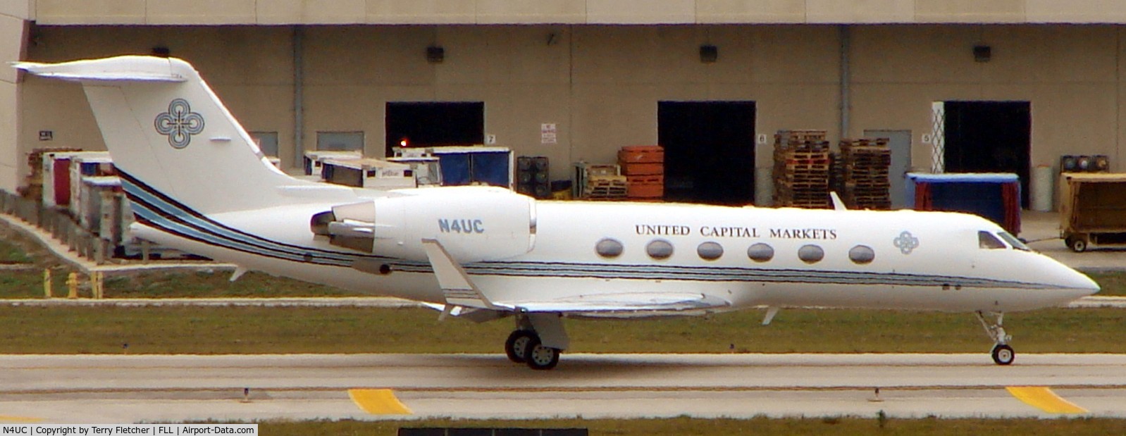 N4UC, 2003 Gulfstream Aerospace G-IV (G400) C/N 1513, Gulfstream
