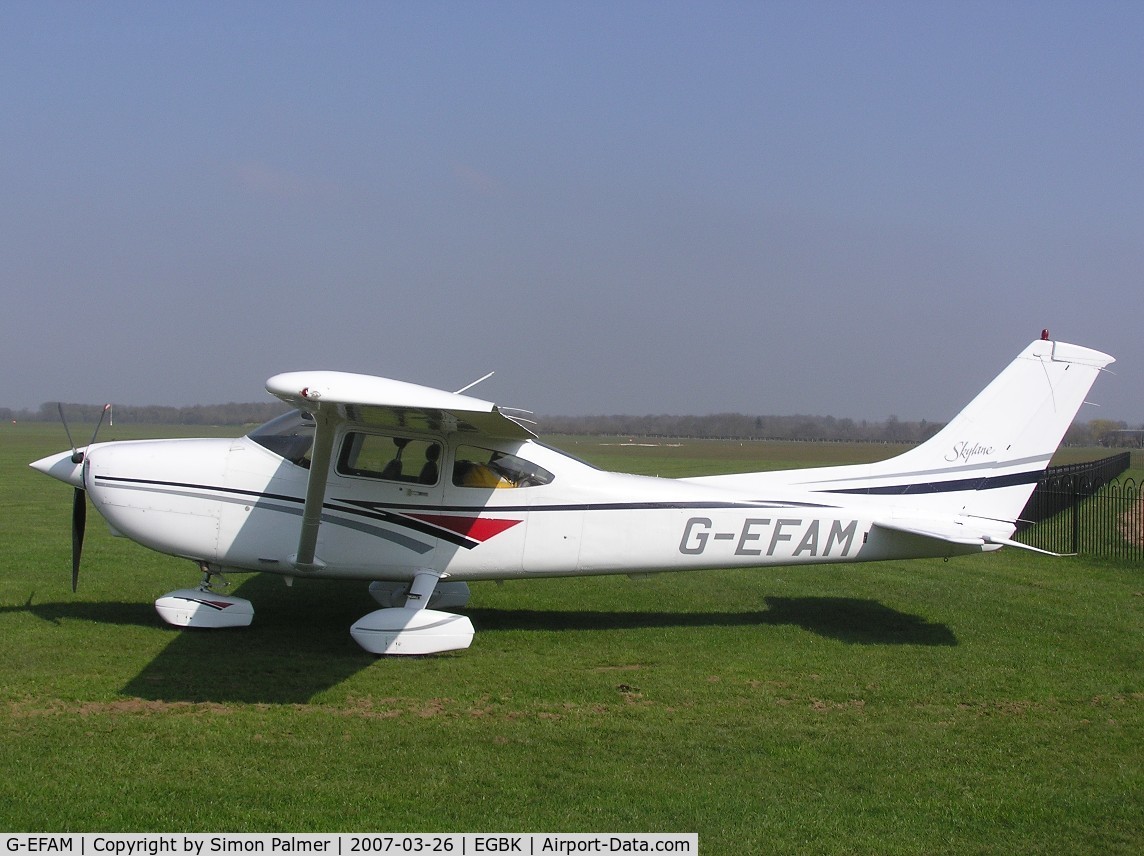 G-EFAM, 1999 Cessna 182S Skylane C/N 18280442, Cessna 182 Skylane