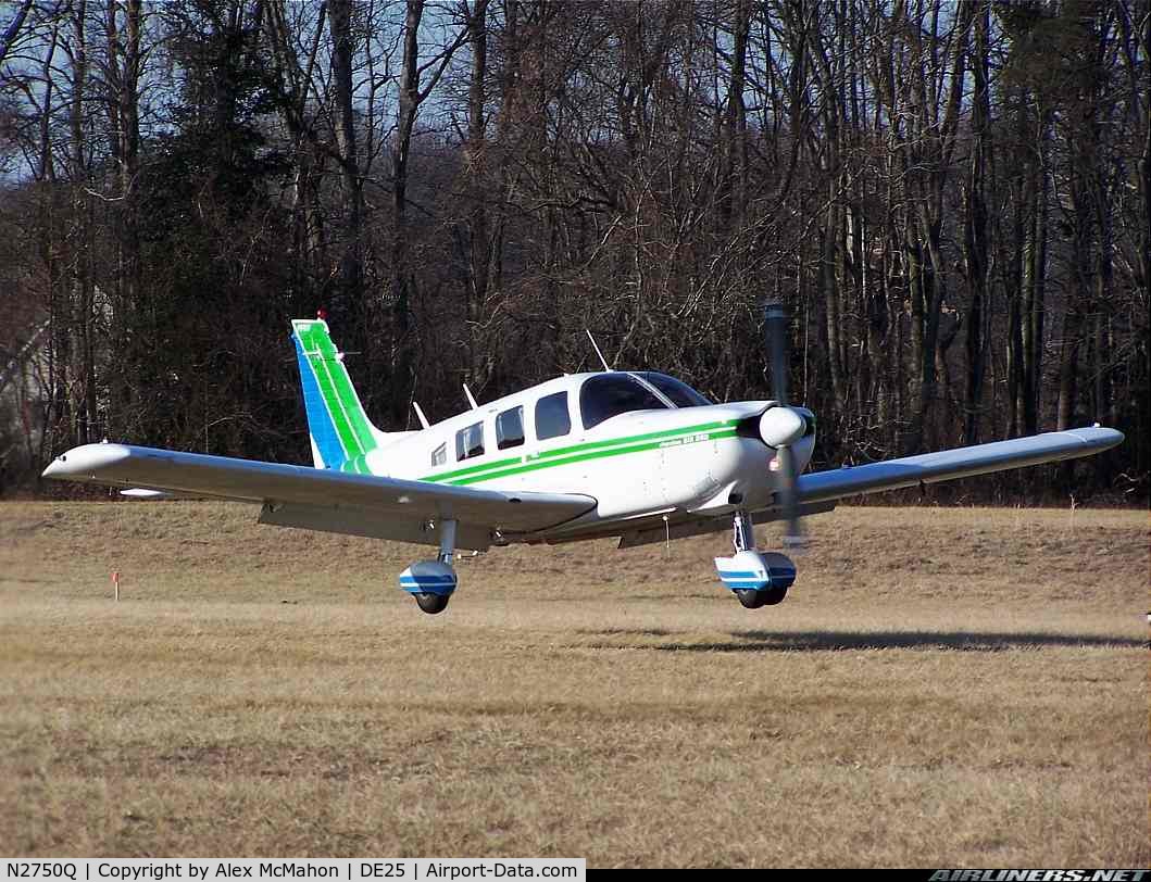 N2750Q, Piper PA-32-260 Cherokee Six C/N 32-7700014, Landing at home  DE25