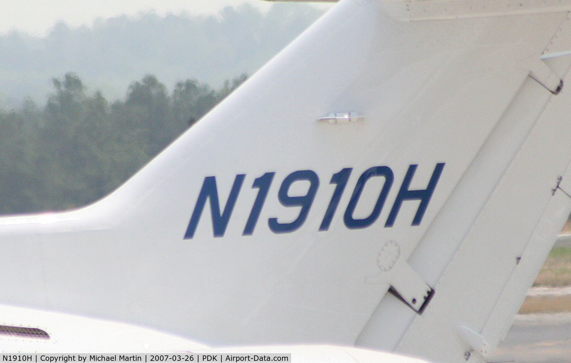 N1910H, 1996 Raytheon Hawker 800XP C/N 258318, Tail Numbers