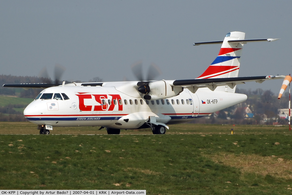 OK-KFP, 2000 ATR 42-500 C/N 639, CSA
