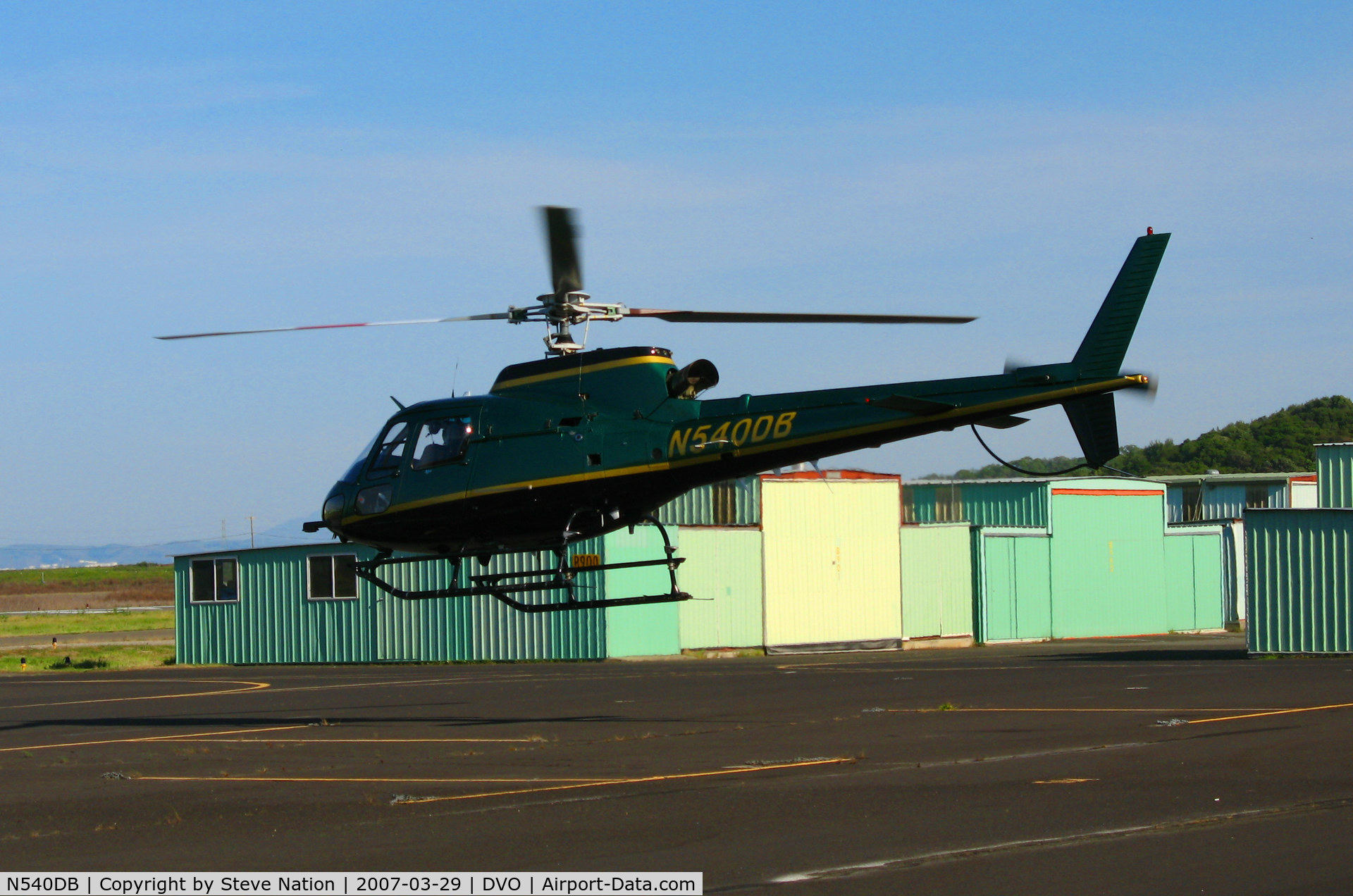 N540DB, 1999 Eurocopter AS-350B-2 Ecureuil Ecureuil C/N 3218, U.S. Dept. of Justice 1999 Eurocopter AS350 B2 and away we go @ Gnoss Field (Novato), CA