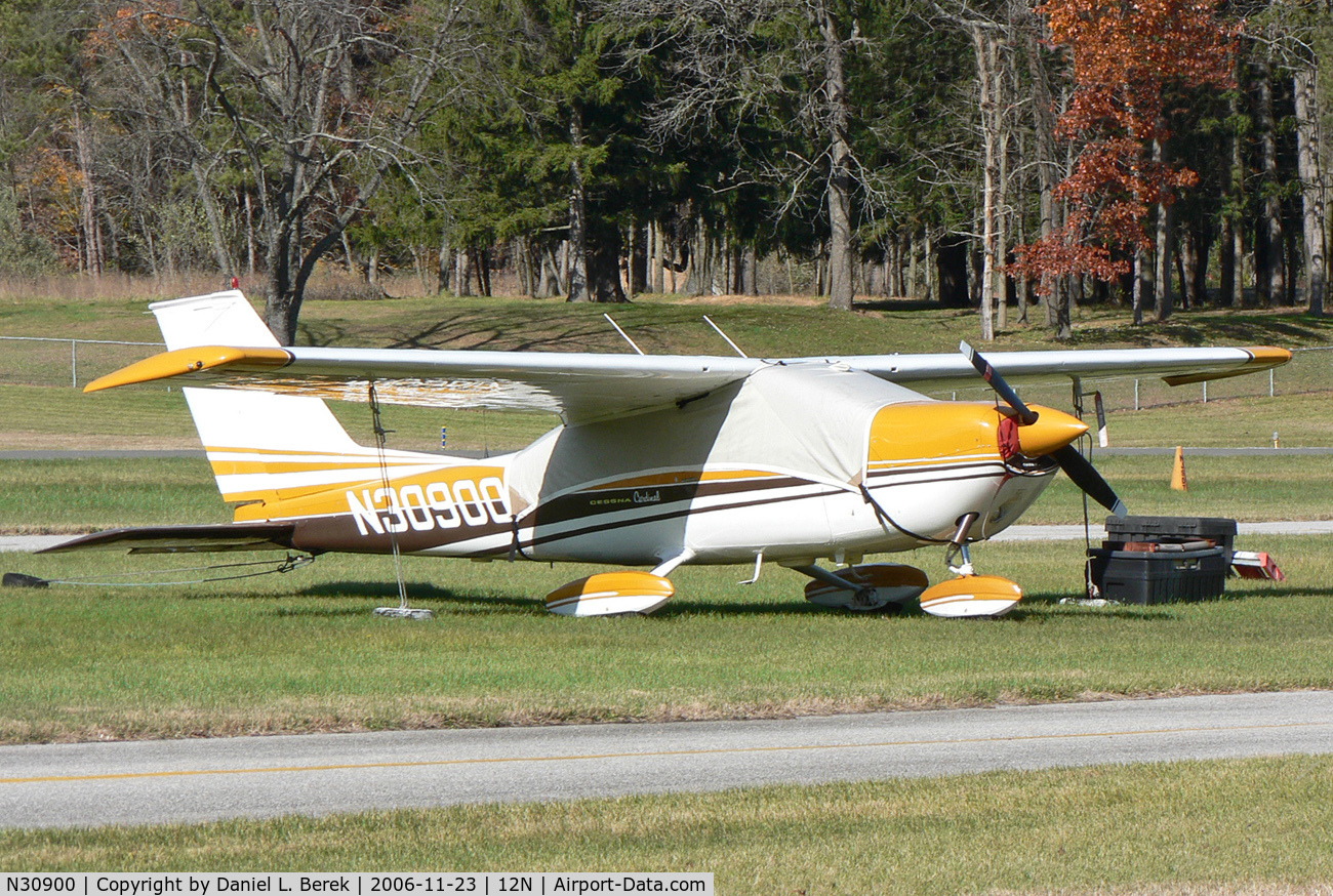 N30900, 1970 Cessna 177B Cardinal C/N 17701536, Goldenrod 1970 Cardinal sits at Aeroflex.