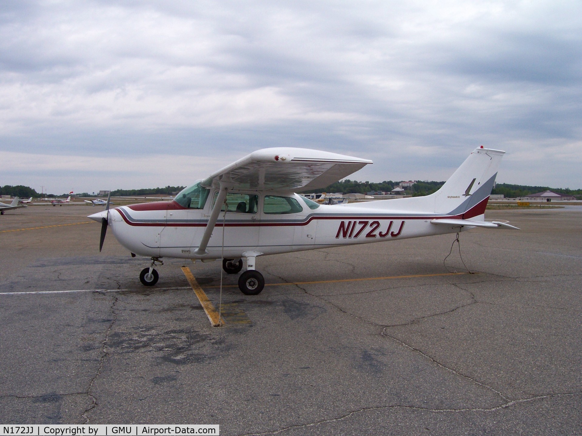 N172JJ, 1975 Cessna 172M C/N 17265488, 