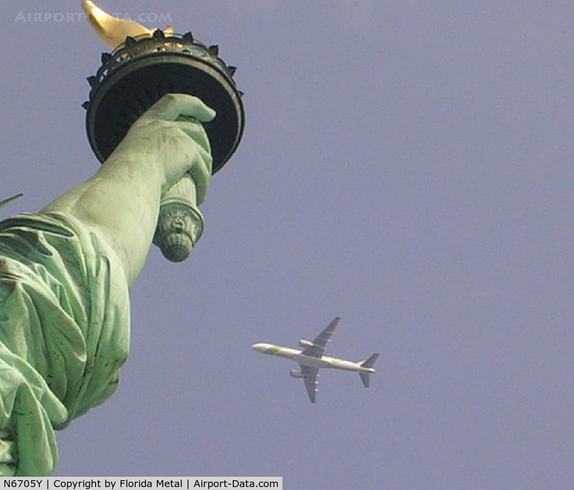 N6705Y, 2000 Boeing 757-232 C/N 30397, Song at Statue of Liberty