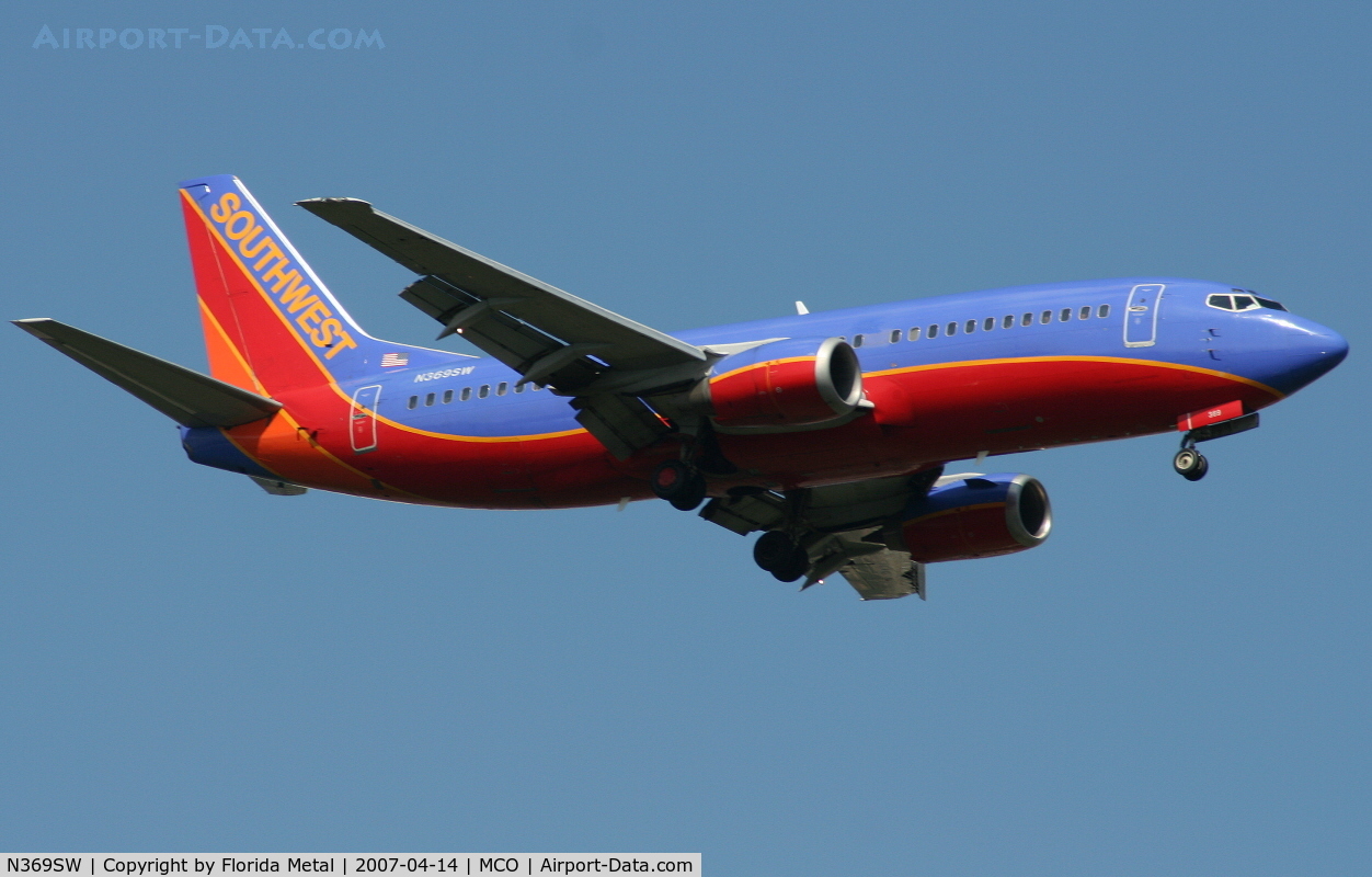 N369SW, 1993 Boeing 737-3H4 C/N 26580, Southwest