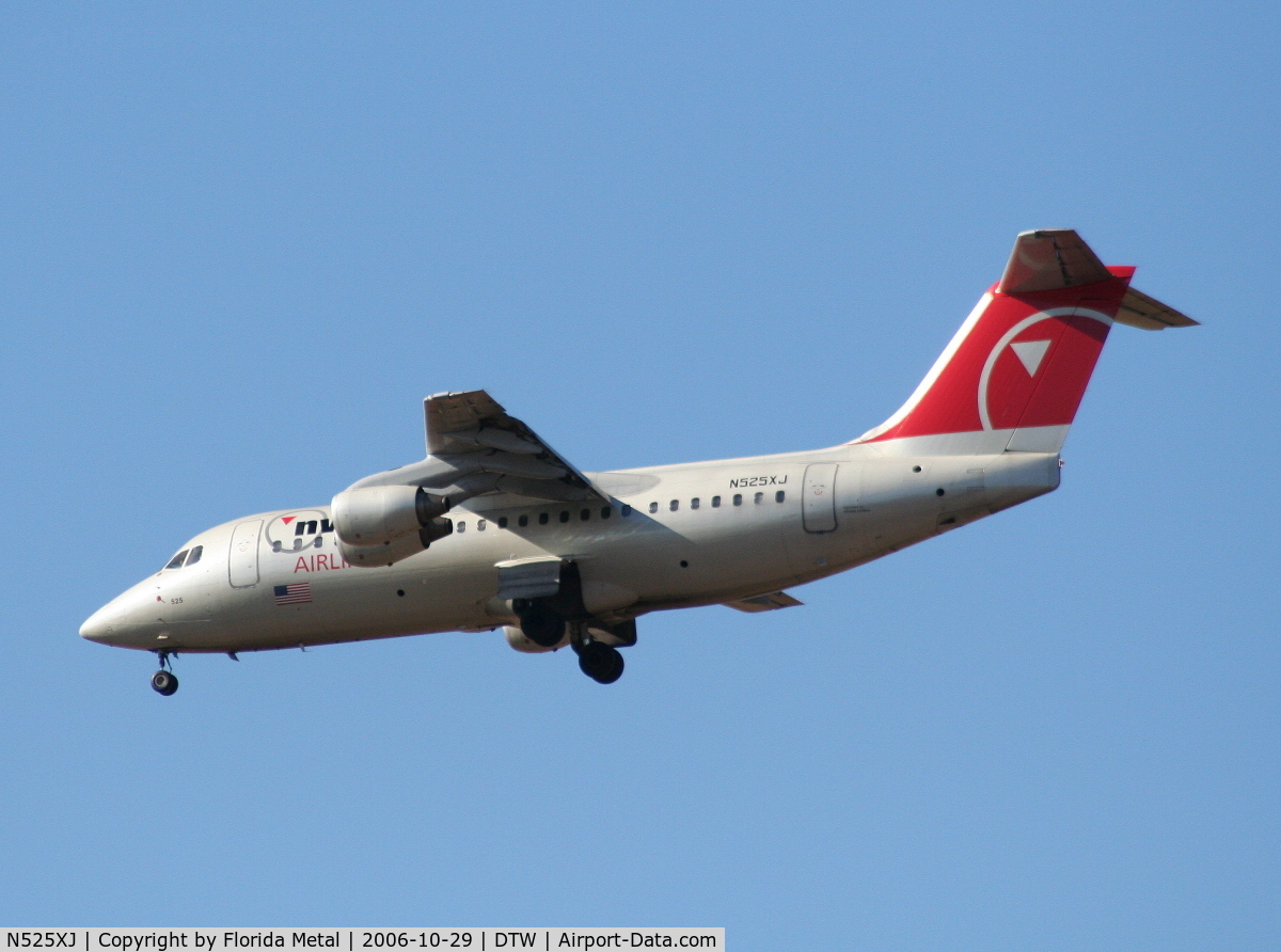 N525XJ, 1999 British Aerospace Avro 146-RJ85A C/N E2350, Mesaba