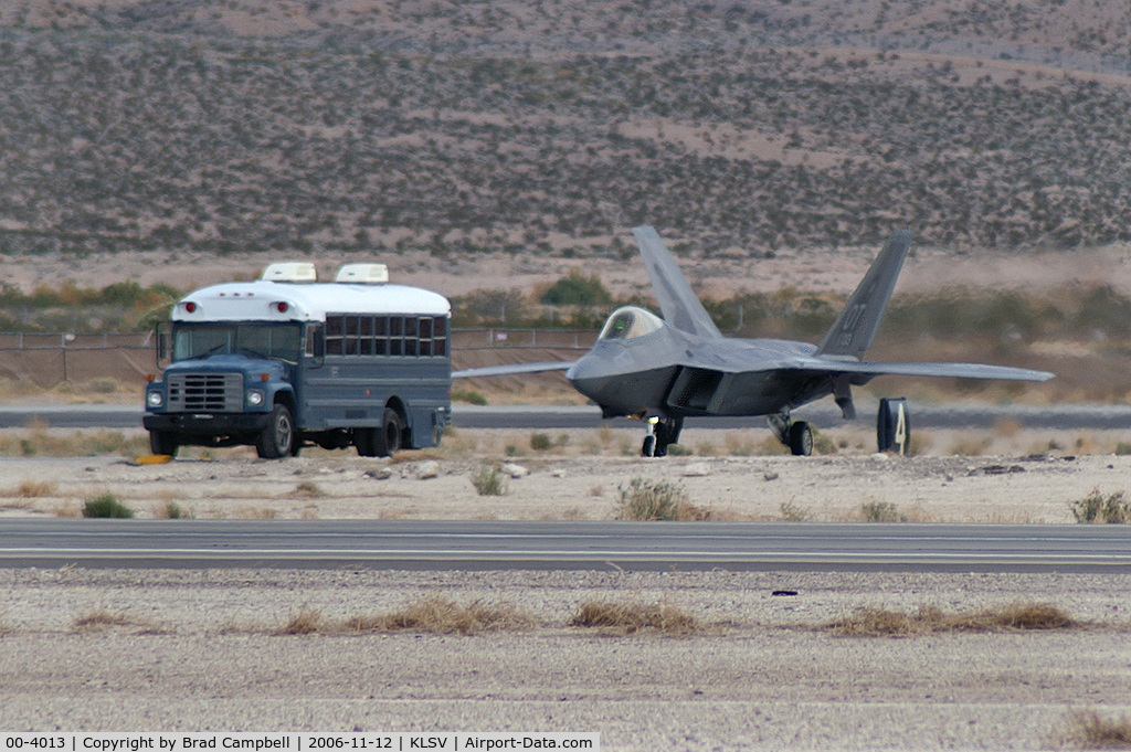 00-4013, Lockheed Martin F/A-22A Raptor C/N 4013, United States - US Air Force (USAF) / Lockheed Martin F/A-22A Raptor - Aviation Nation 2006