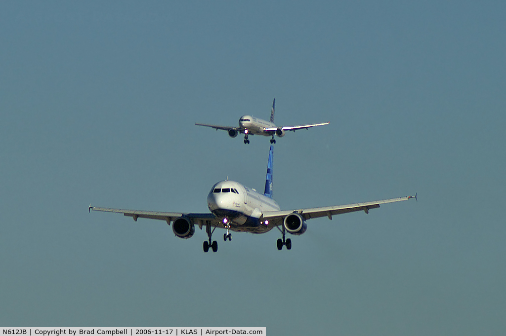 N612JB, 2005 Airbus A320-232 C/N 2447, jetBlue Airlines - 'Blue look maahvelous' / 2005 Airbus A320-232