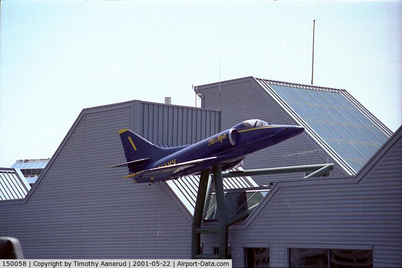 150058, Douglas A-4E Skyhawk C/N 13111, Nauticus maritime museum, McDonald Douglas A-4, BuNo 150058, This aircraft did not serve with the Blue Angels
