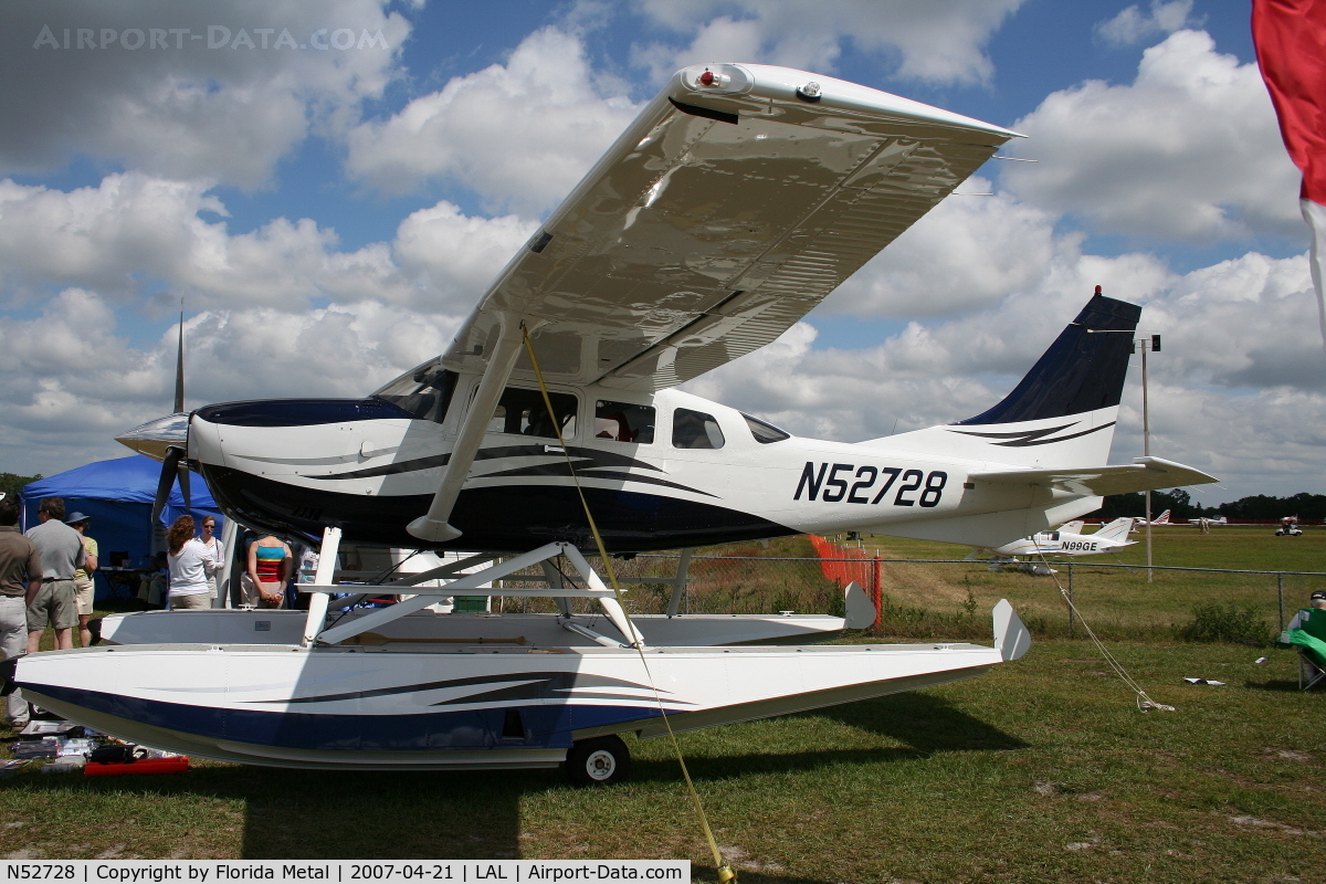 N52728, 2002 Cessna 206H Stationair C/N 20608185, C206