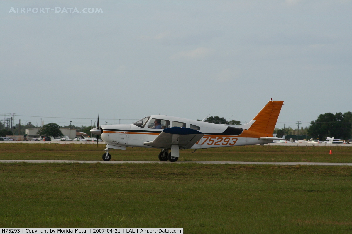 N75293, 1976 Piper PA-28R-200 C/N 28R-7635289, PA-28-200