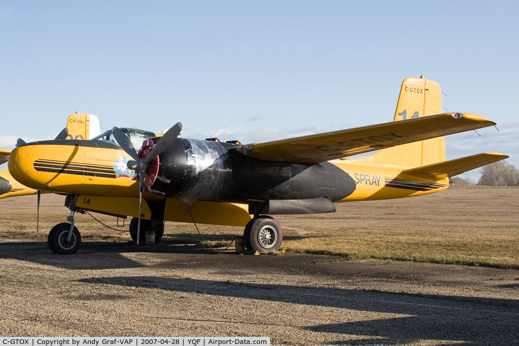 C-GTOX, 1944 Douglas A-26B Invader C/N 27802, Air Spray B-26