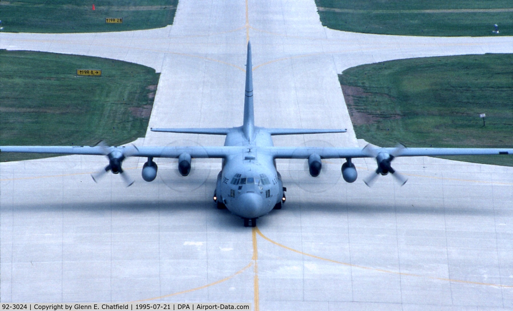 92-3024, Lockheed C-130H Hercules C/N 382-5315, C-130H at Dupage Airport Air Show