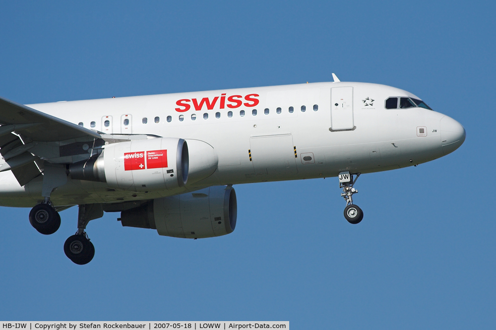 HB-IJW, 2003 Airbus A320-214 C/N 2134, Swiss A320.