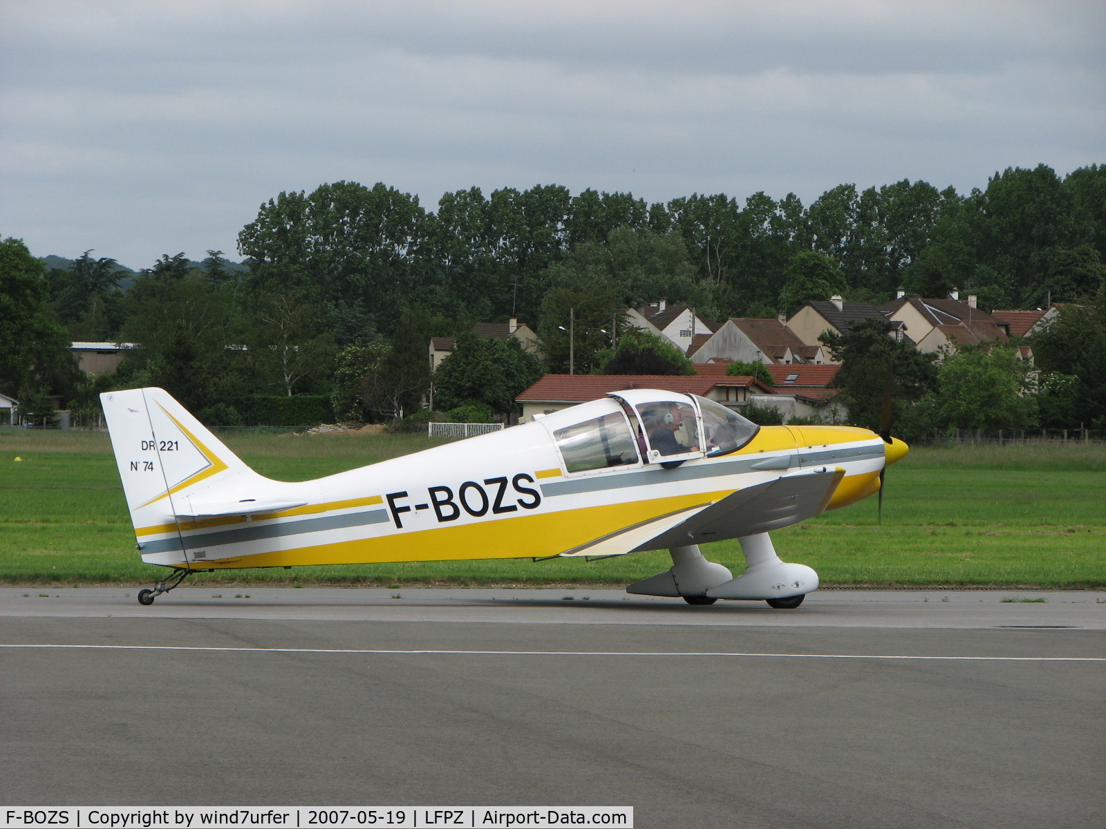 F-BOZS, CEA Jodel DR-221 Dauphin C/N 74, on it's way to HP rwy 30L