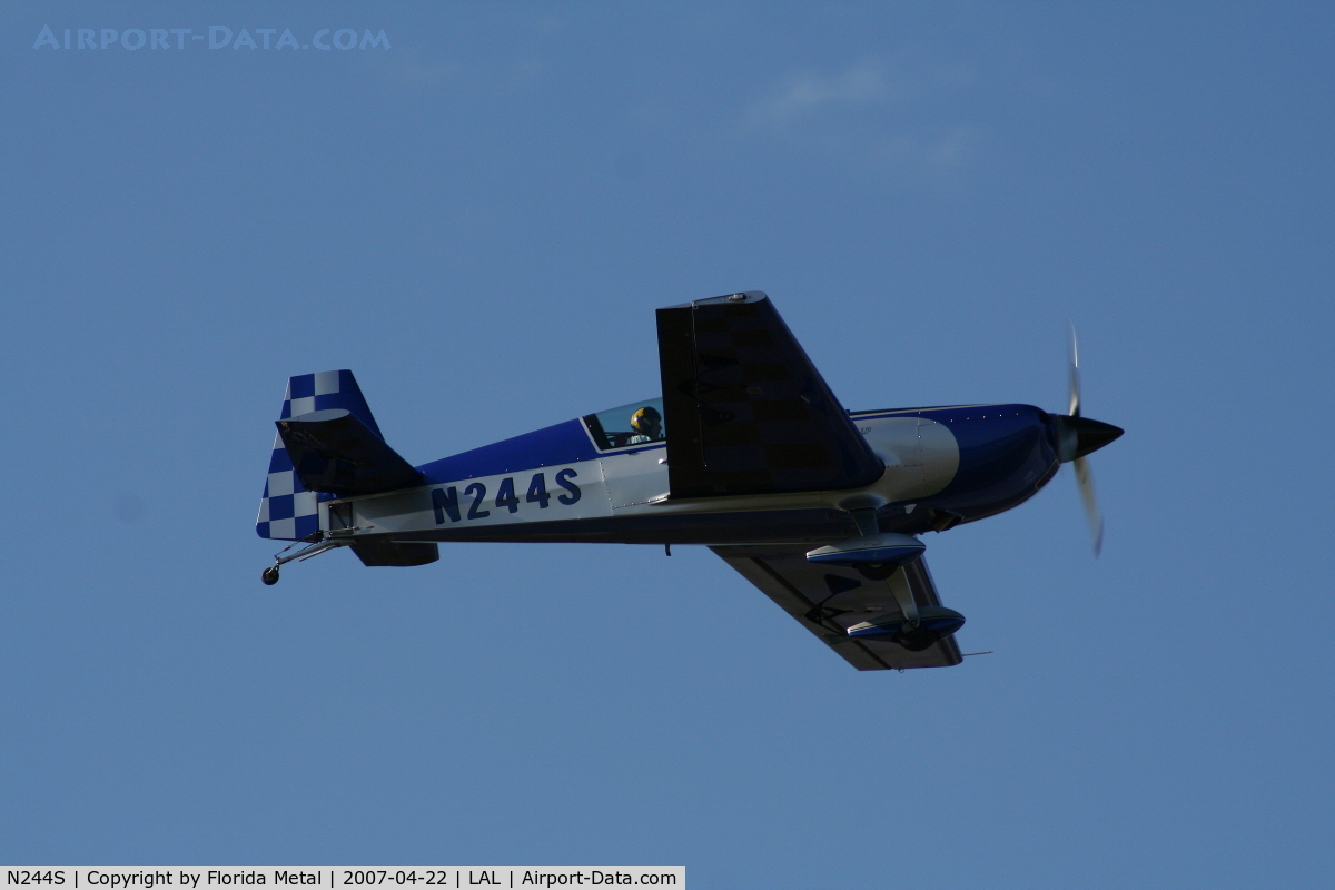 N244S, 2006 Extra EA-300/L C/N 1244, Extra 300