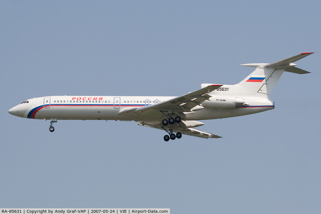 RA-85631, 1987 Tupolev Tu-154M C/N 87A760, Rossia Tu154M