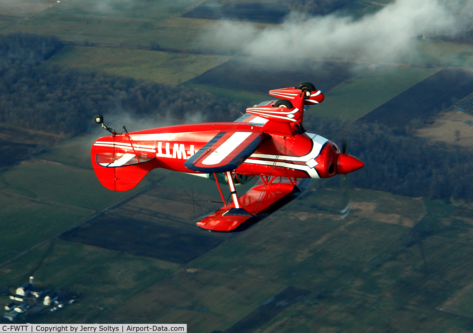 C-FWTT, Pitts S-1T Special C/N 1020, Taken from a Cardinal over St. Thomas, Ontario