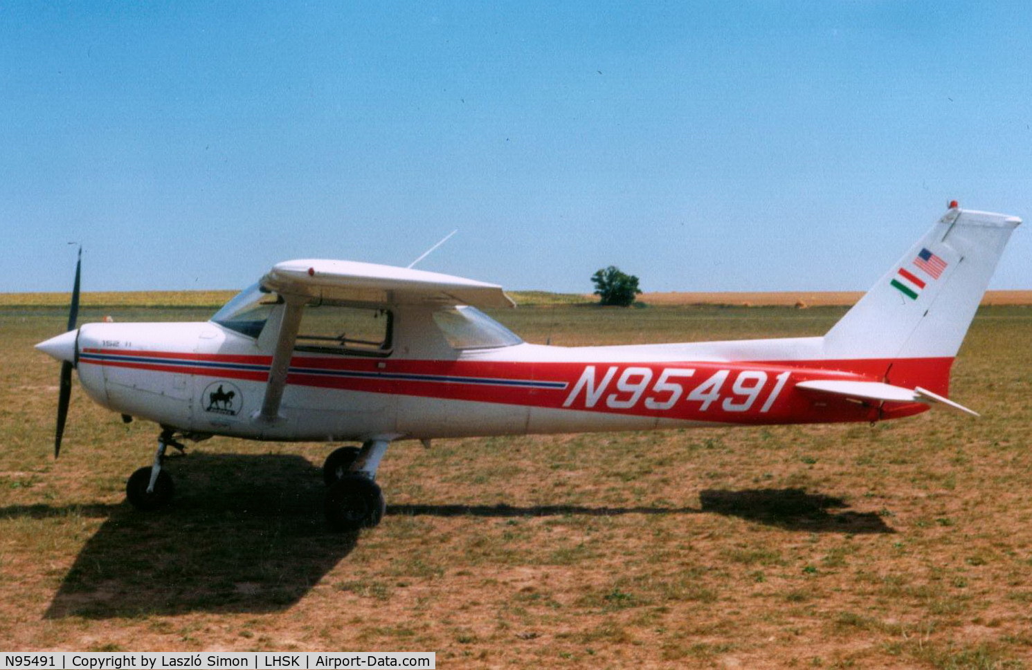 N95491, 1984 Cessna 152 C/N 15285904, Hungary - Siófok-Kiliti airport / LHSK