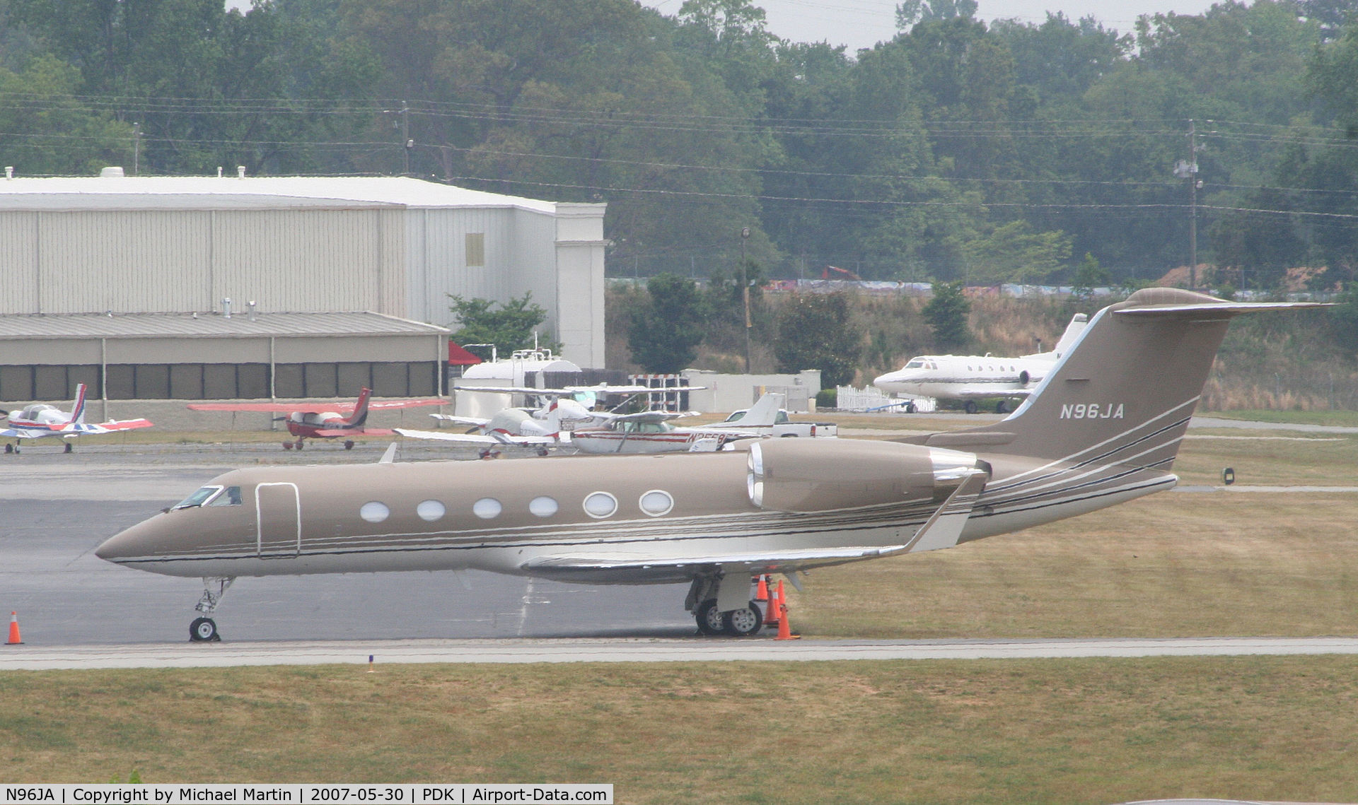 N96JA, 1993 Gulfstream Aerospace G-IV C/N 1226, Tied down @ Signature Flight Support