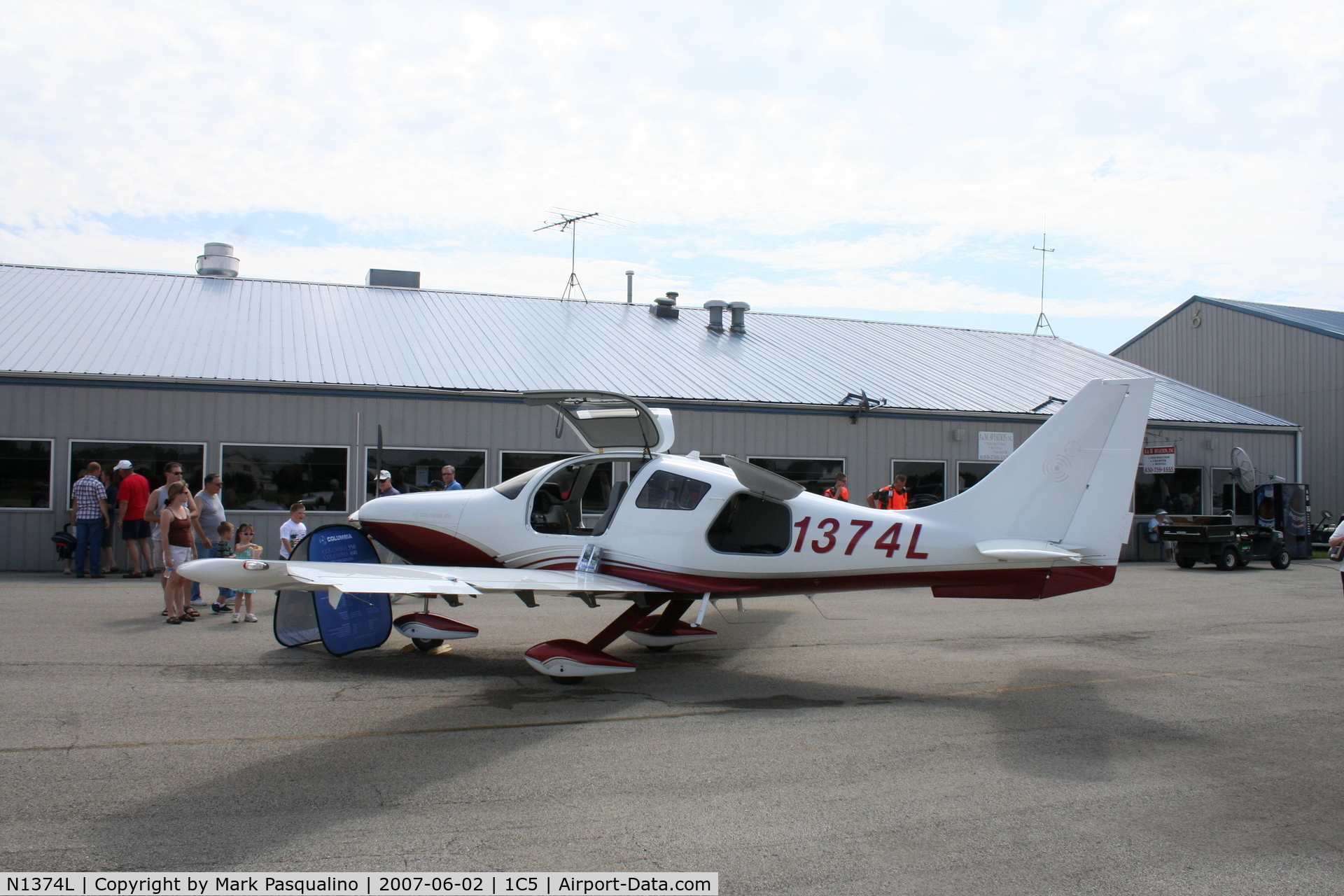 N1374L, 2006 Columbia Aircraft Mfg LC41-550FG C/N 41579, LC41-550G