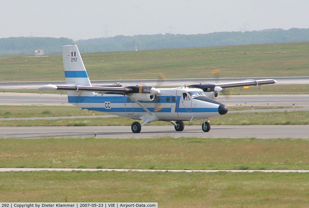 292, 1970 De Havilland Canada DHC-6-300 Twin Otter C/N 292, France Air Force  DHC 6 Twin Otter taxxing to the rwy34