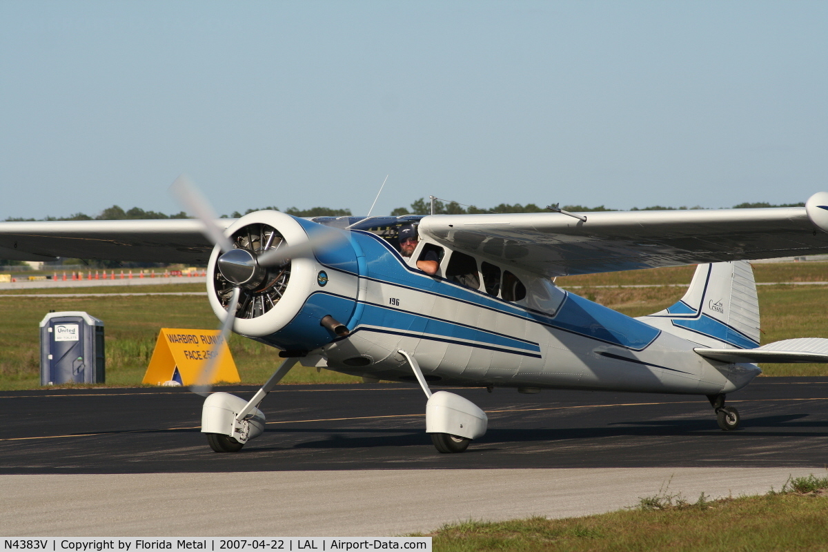 N4383V, 1949 Cessna 195 C/N 7305, C195