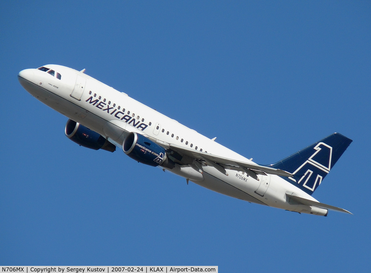 N706MX, 2002 Airbus A319-112 C/N 1706, Taking off from LAX