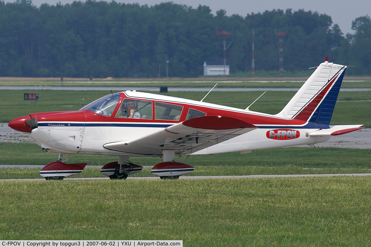C-FPOV, 1969 Piper PA-28-180 Cherokee C/N 28-5161, Taxiing on Alpha.