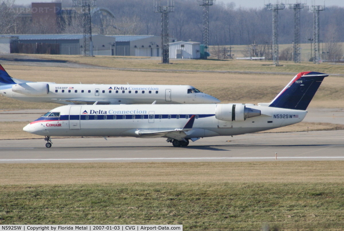 N592SW, 1998 Bombardier CRJ-100ER (CL-600-2B19) C/N 7279, Comair