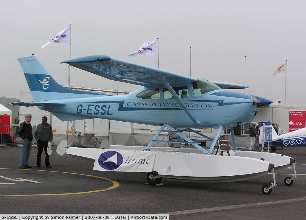 G-ESSL, 1981 Cessna 182R Skylane C/N 182-67947, Cessna 182R on floats at Aero Expo 2007