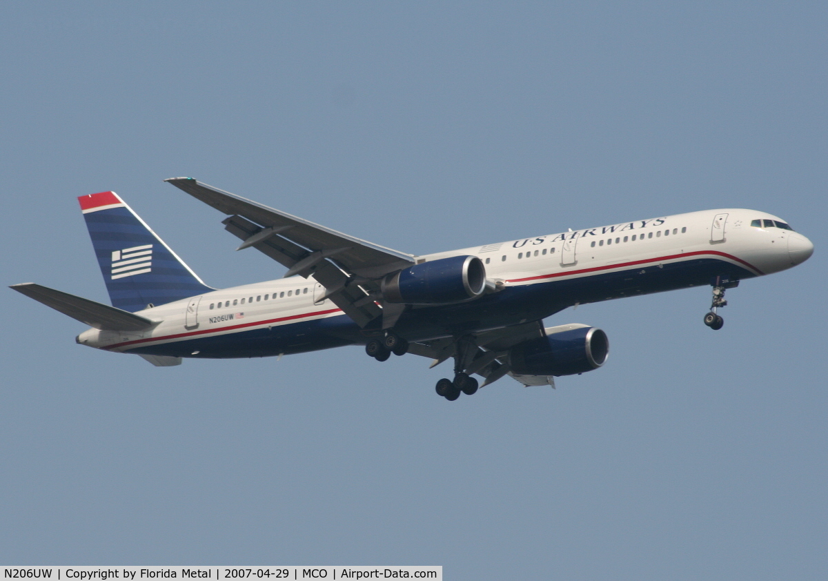 N206UW, 1995 Boeing 757-2B7 C/N 27808, US